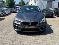 Grau Gebraucht 2015 BMW 218 Active Tourer Basis Van / Kleinbus | 15.499 € (Teuer)
