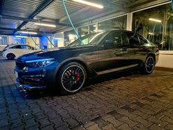 Grau Gebraucht 2018 BMW 520 Shadowline Limousine | 24.000 € (Fairer Preis)