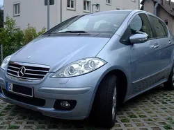 Blau metallic Gebraucht 2006 Mercedes A180 Avantgarde Limousine | 9.990 €