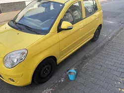 Gelb Gebraucht 2009 Kia Picanto Kleinwagen | 1.999 € (Fairer Preis)