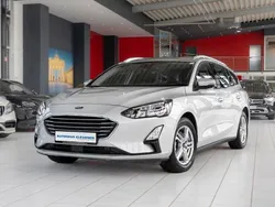Silber Gebraucht 2022 Ford Focus Cool & Connect Kombi | 14.980 € (Superpreis)