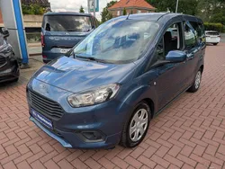 Blau Gebraucht 2019 Ford Tourneo Courier Trend Van / Kleinbus | 13.490 € (Fairer Preis)