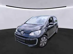 Deep black perleffekt (metallic) Gebraucht 2021 VW e-up! United Kleinwagen | 12.890 € (Guter Preis)