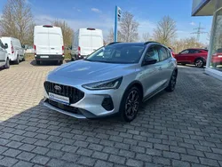 Silber Gebraucht 2024 Ford Focus Active X Limousine | 25.850 € (Guter Preis)