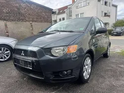 Grau Gebraucht 2009 Mitsubishi Colt Inform Kleinwagen | 4.290 € (Etwas zu teuer)