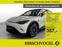 Weiß weiss (metallic) Gebraucht 2024 Smart #3 Anniversary Edition SUV | 33.360 € (Fairer Preis)