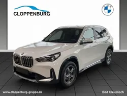 Alpinweiß uni Gebraucht 2025 BMW X1 xLine SUV | 40.590 € (Fairer Preis)