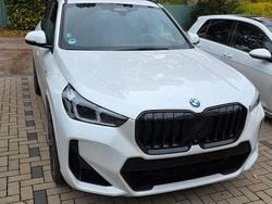 Weiß Gebraucht 2023 BMW X1 Performance SUV | 41.600 € (Guter Preis)