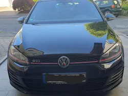 Schwarz Gebraucht 2014 VW Golf VII GTI Kleinwagen | 16.800 € (Guter Preis)