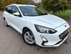 Weiß Gebraucht 2021 Ford Focus Cool & Connect Kombi | 12.990 € (Fairer Preis)