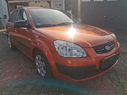 Orange Gebraucht 2009 Kia Rio 2 Kleinwagen | 1.990 € (Fairer Preis)
