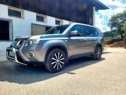 Grau Gebraucht 2012 Nissan X-Trail I-Way SUV | 13.900 €