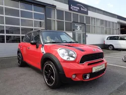 Rot Gebraucht 2011 Mini Cooper S Countryman SUV | 7.990 € (Fairer Preis)
