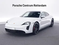 Weiß Gebraucht 2024 Porsche Taycan GTS Limousine | 129.349 €