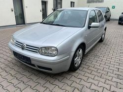 Silber Gebraucht 2002 VW Golf IV Highline Limousine | 4.999 € (Teuer)