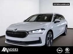 Purity weiss Gebraucht 2024 Skoda Superb Selection Kombi | 41.440 € (Etwas zu teuer)