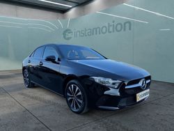 Schwarz Gebraucht 2022 Mercedes A250 Style Limousine | 28.347 € (Etwas zu teuer)
