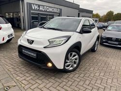 040 schneeweiß Gebraucht 2024 Toyota Aygo Kleinwagen | 15.000 € (Guter Preis)