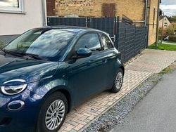 Grün Gebraucht 2021 Fiat 500e Red Limousine | 12.500 € (Fairer Preis)