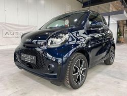 Schwarz Gebraucht 2023 Smart ForTwo Electric Drive Coupé | 13.890 € (Fairer Preis)