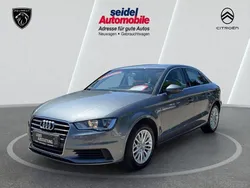 Grau Gebraucht 2015 Audi A3 Ambiente Limousine | 16.580 € (Fairer Preis)