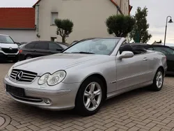 Silber Gebraucht 2003 Mercedes CLK200 Avantgarde Cabrio | 13.990 €