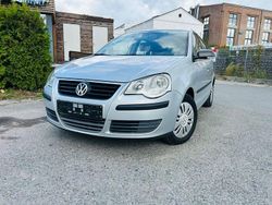 Silber Gebraucht 2007 VW Polo Trendline Limousine | 2.900 € (Fairer Preis)