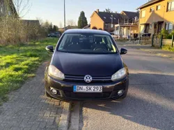 Schwarz Gebraucht 2010 VW Golf VI Team Limousine | 5.000 €