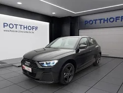 Mythosschwarz metallic Gebraucht 2025 Audi A1 Sportback Ambiente Kleinwagen | 21.950 € (Superpreis)