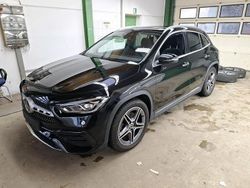 Kosmosschwarz Gebraucht 2022 Mercedes GLA220 AMG line SUV | 38.879 € (Etwas zu teuer)