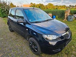 Blau Gebraucht 2005 Mazda 2 Kleinwagen | 1.800 €