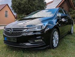 Schwarz Gebraucht 2019 Opel Astra Limousine | 12.999 € (Etwas zu teuer)
