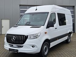 Weiß Gebraucht 2024 Mercedes Sprinter Van | 48.671 € (Etwas zu teuer)
