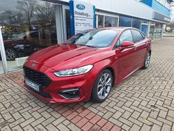 Rot Gebraucht 2019 Ford Mondeo ST-Line Limousine | 17.990 € (Etwas zu teuer)