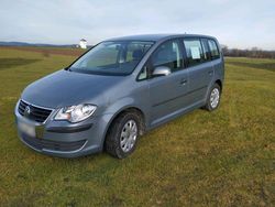 Blau Gebraucht 2009 VW Touran Van / Kleinbus | 3.950 € (Fairer Preis)