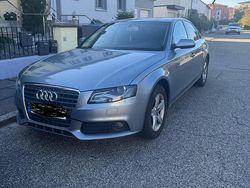 Grau Gebraucht 2010 Audi A4 Limousine | 3.700 € (Guter Preis)