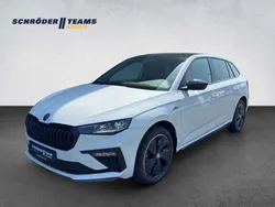 Moonweiss metallic Gebraucht 2024 Skoda Scala Monte Carlo Kleinwagen | 25.380 € (Etwas zu teuer)