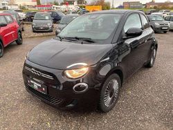 Schwarz Gebraucht 2023 Fiat 500e Basis Kleinwagen | 23.300 € (Fairer Preis)