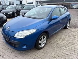 Blau Gebraucht 2010 Renault Mégane III Authentique Limousine | 4.450 € (Fairer Preis)