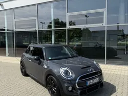 Grau Gebraucht 2017 Mini Cooper SD Kleinwagen | 16.400 € (Fairer Preis)