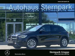 Schwarz Gebraucht 2022 Mercedes GLA200 AMG line SUV | 34.900 € (Fairer Preis)