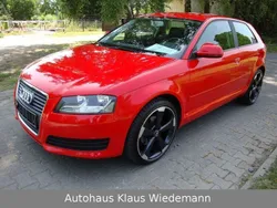 Rot Gebraucht 2009 Audi A3 Ambiente Limousine | 10.999 €