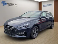Grau Gebraucht 2023 Hyundai i30 Edition 30 Limousine | 21.990 € (Fairer Preis)