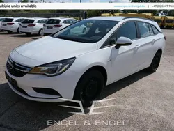 Weiss Gebraucht 2019 Opel Astra Edition Kombi | 9.900 € (Fairer Preis)