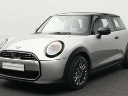 Grau Gebraucht 2024 Mini Cooper Classic Kleinwagen | 24.946 € (Guter Preis)