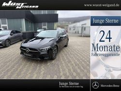 Schwarz Gebraucht 2024 Mercedes A200 Advanced Plus Kleinwagen | 31.490 € (Fairer Preis)