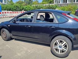 Gebraucht 2005 Ford Focus Ghia Limousine | 1.200 € (Guter Preis)