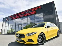 Gelb Gebraucht 2019 Mercedes A200 AMG line Limousine | 29.549 € (Teuer)