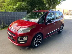 Rot Gebraucht 2016 Citroën C3 Picasso Exclusive Van / Kleinbus | 6.990 € (Etwas zu teuer)