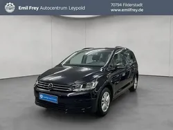 Schwarz Gebraucht 2024 VW Touran Comfortline Van / Kleinbus | 27.890 € (Superpreis)